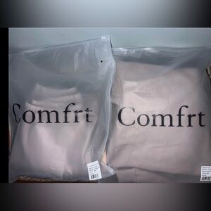 Comfrt sweat set
Never worn